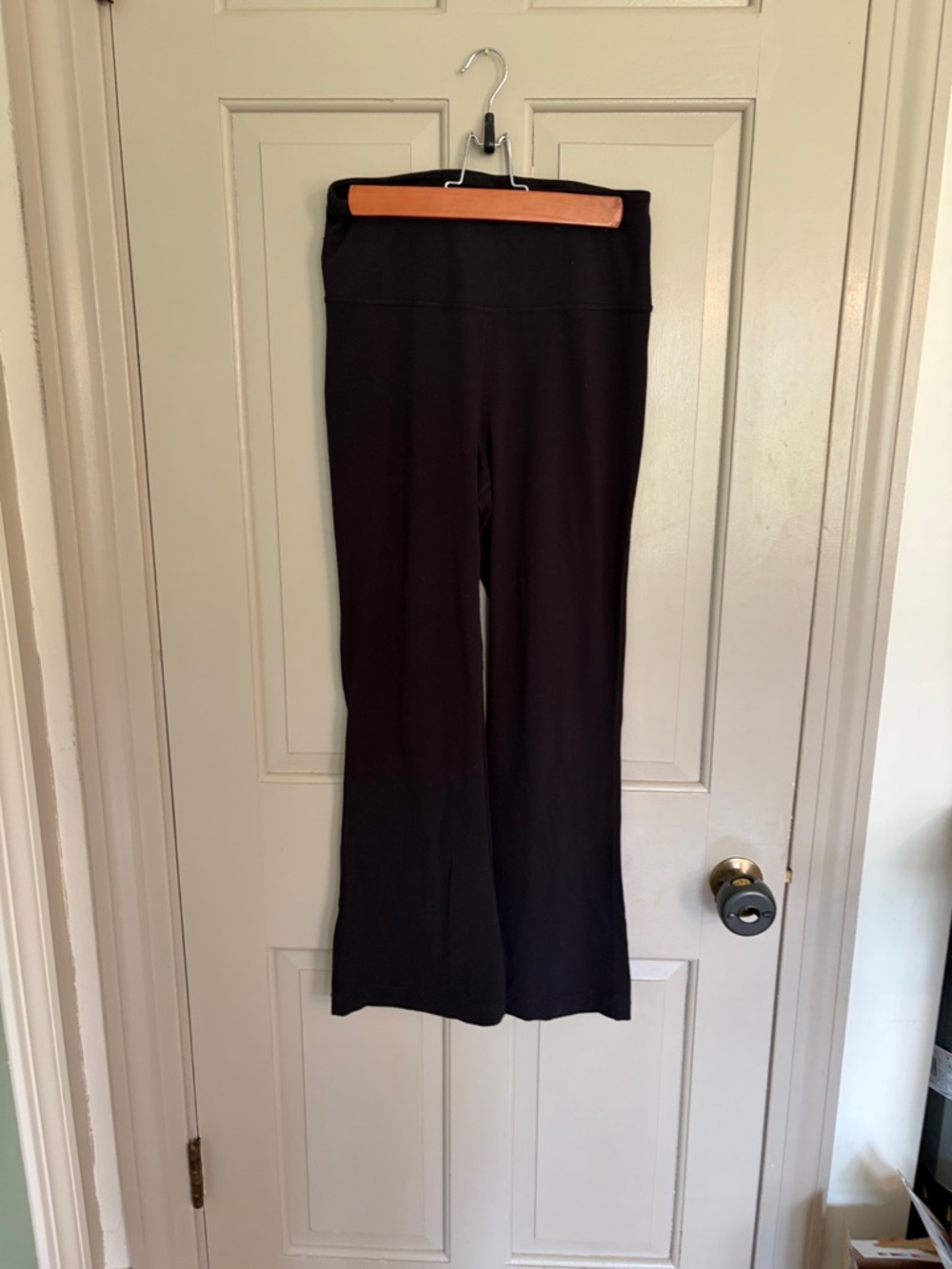 lululemon athletica Black Boot-Cut Pull-On Yoga Pants